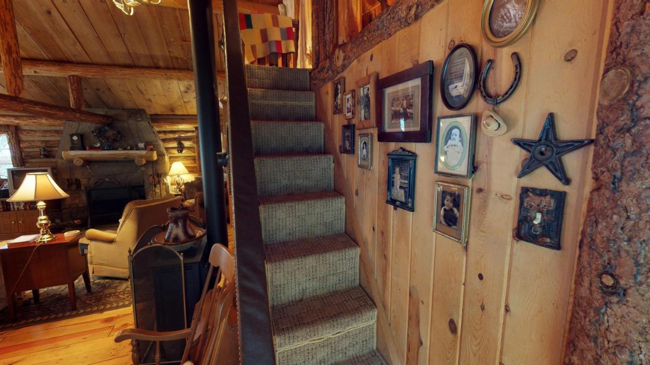 Cabin By The Creek With High Speed Wifi Red River Dış mekan fotoğraf